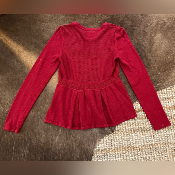 Anthropologie Angel of The North Women Sweater Cardigan Small Red
Long Sleeve - Picture 2 of 6